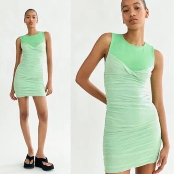NEW ZARA Tulle/ Chiffon Ruched Mini Dress in Green, Size M - Picture 4 of 15